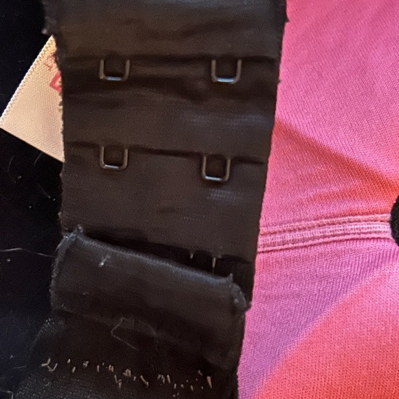 PINK Black Women's Wireless Bra - Picture 2 of 6